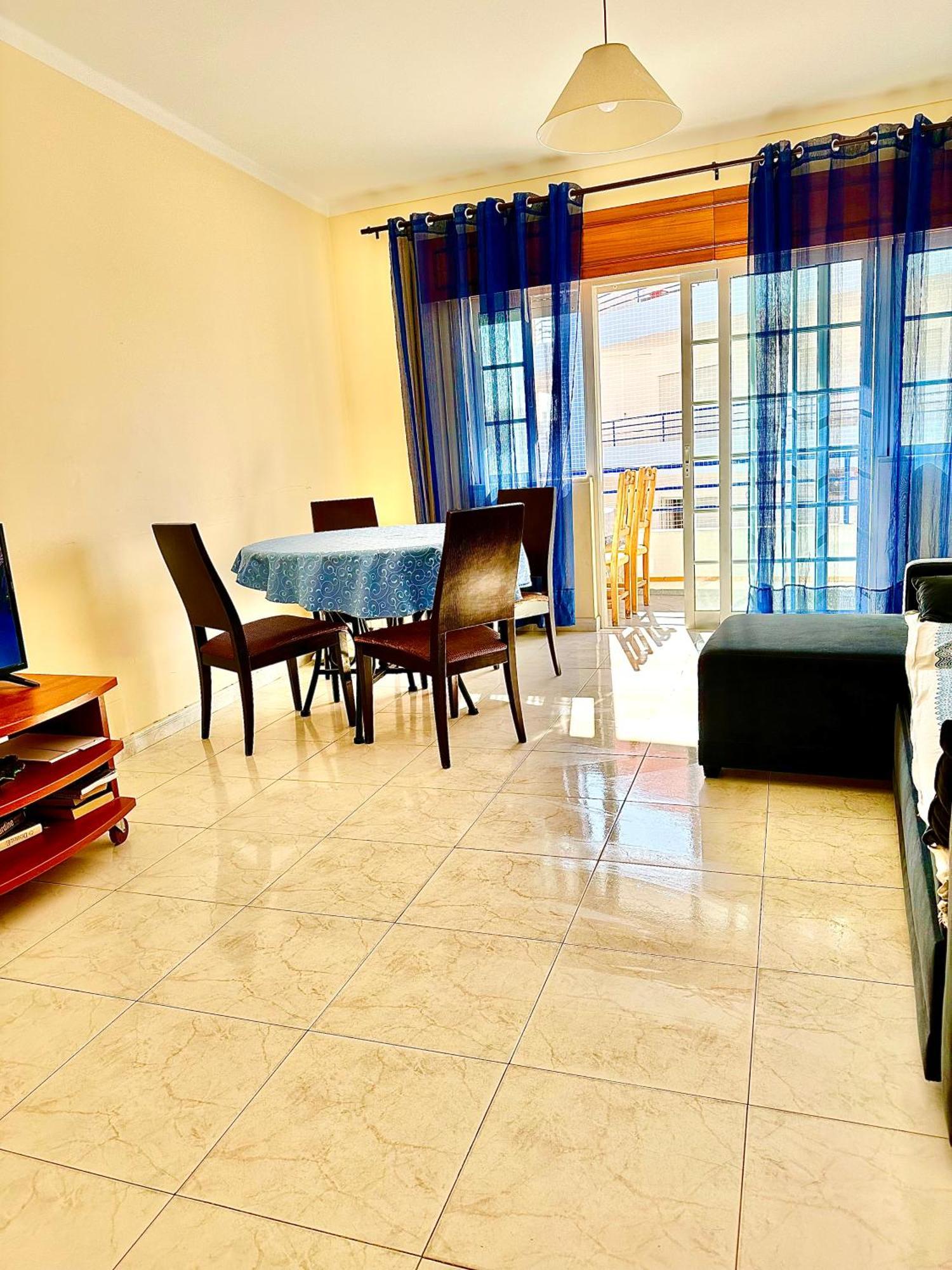 Rei Apartment Куартейра Екстериор снимка