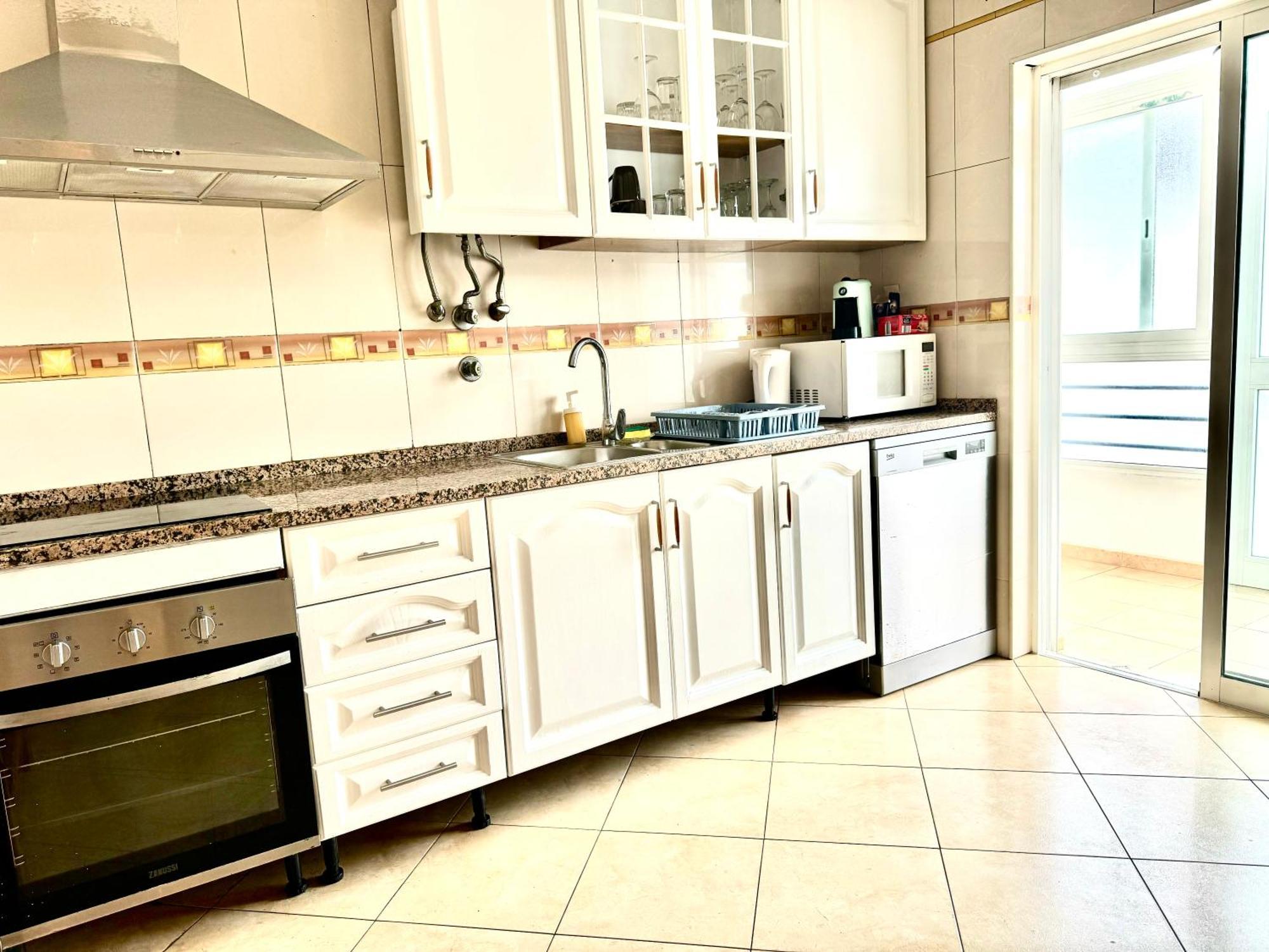 Rei Apartment Куартейра Екстериор снимка